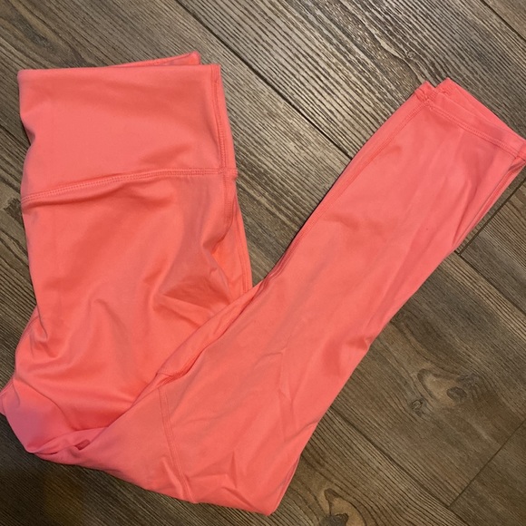 Pink Fabletics leggings Motion 365 size Medium - Picture 3 of 4